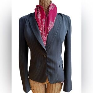 Tahari Womens Black With White Pinstripe One Button Tailored Blazer 35" Chest